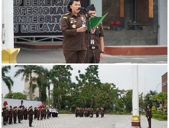 Asisten Pengawasan Kejaksaan Tinggi Riau Penerima Apel Kerja Pagi