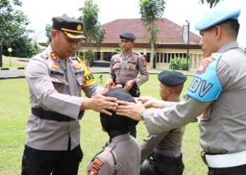 12 Bintara Remaja Polres Kuansing Ikuti Tradisi Pembaretan Bintara Polri Tahun 2023 Polres Kuansing