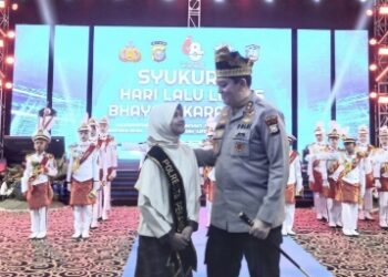 Mewakili Polres Pekanbaru, 2 Pelajar ini berhasil menjuarai Lomba Puisi