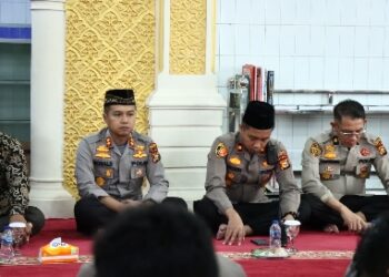 Kapolres Kampar didampingi Wakapolres serta PJU Polres Kampar Gelar Peringatan Maulid Nabi Muhammad SAW 1445 H