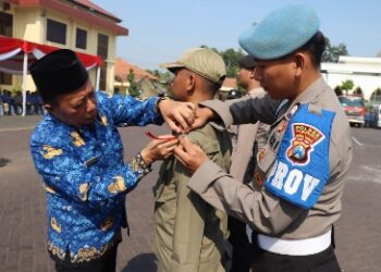 Polres Pasuruan Melaksanakan Apel Gelar Pasukan Dan Deklarasi Damai Operasi Mantap Brata Semeru 2023-2024