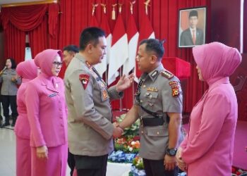 Kapolda Riau Lantik Dirlantas dan Kabidkum Polda Riau di Aula Tribrata Mapolda Riau ini pesan Kapolda