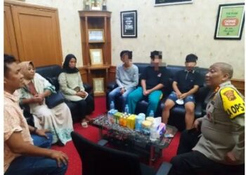 Tiga Pelaku Pengeroyokan Siswa SMAN 4 Menyerahkan Diri Ke Polisi Resort Sarolangun