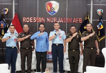 Kajati Riau Kunjungan Kerja Sekaligus Silaturahmi dengan Ketua DPRD Provinsi Riau dan Komandan Lanud RSN