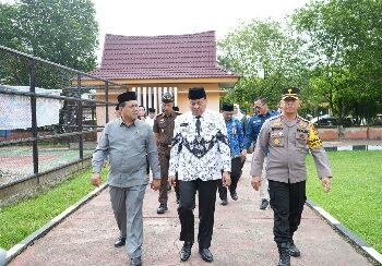 Wakapolres Kuansing Hadiri Upacara Hari Guru Nasional Tahun 2023 di Kuantan Tengah