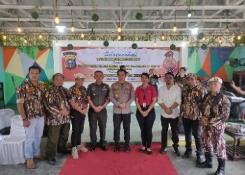 Kapolsek Bagan Sinembah Silahturahmi Kepada Masyarakat di RM Pakistan Cuisina