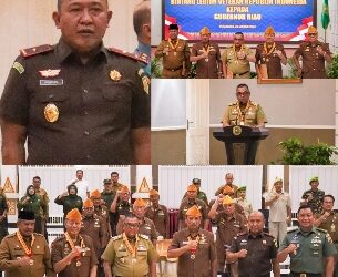 Wakajati Riau Hadiri Penganugerahan Tanda Penghargaan Bintang Legiun Veteran Republik Indonesia