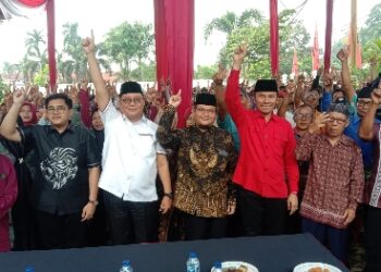 Kampanye Tatap Muka,Ratusan Masyarakat Antusias Dukung 3 Calon Dipemilu Legislatif 2024