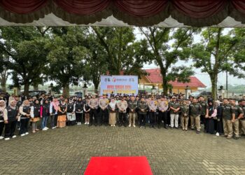 Kapolres Kuansing Hadiri Apel Siaga dan Patroli Pengawasan di Masa Tenang Pemilu 2024 Kabupaten Kuansing