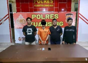 Tim Mata Elang Sat Res Narkoba Polres Kuansing Ungkap Tindak Pidana Narkotika Jenis Sabu di Desa Suka Maju