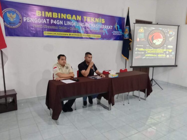 Sat Resnarkoba Polres Kuansing Sosialisasi Bahaya Narkoba di Wisma Hasanah Teluk Kuantan