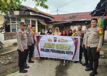 Gelar Jumat Curhat Polsek Pekanbaru Kota Himbau Kepada Masyarakat Jangan Terpengaruh Isu-Isu Provokatif