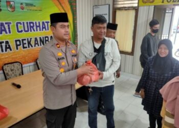 Polresta Pekanbaru beserta Polsek Lima Puluh Gelar Jumat Curhat,Masyarakat Apresiasi Kinerja Polsek Lima Puluh