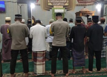Polres Kuansing dan Polsek Jajaran Memperkuat Pengamanan Patroli Shalat Subuh Berjamaah