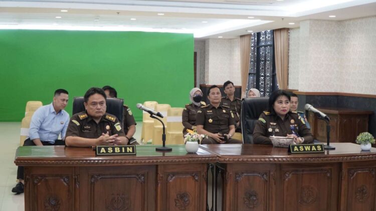 Aswas Kejati Riau mengikuti Kegiatan HaloRB secara virtual