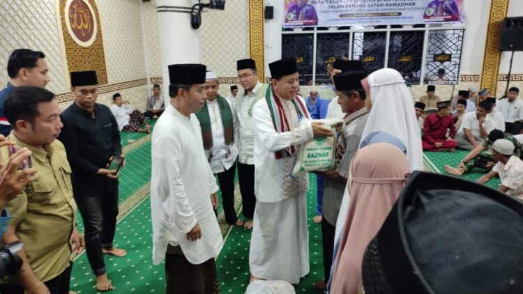 Polsek Kuantan Tengah dan Pemkab Kuansing Gelar Safari Ramadhan Bersama di Kecamatan Sentajo Raya: Momen Kebersamaan dan Kepedulian