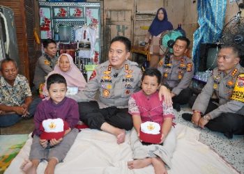 Adik Kakak Penderita Tulang Kaca di Pekanbaru Berangsur Pulih,Jenderal Bintang Dua Membiayai Semua Pengobatan Keduanya ini pesan Kapolda