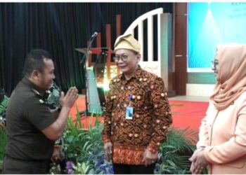 Kasipenkum Kejati Riau Hadiri Acara Serah Terima LPP RRI Pekanbaru