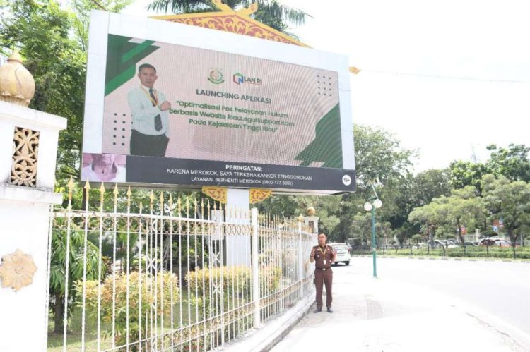 KasiPenkum Kejati Riau Luncurkan Aplikasi Berbasis Website untuk apa