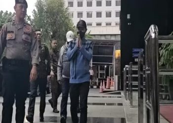 Tiba di Gedung Merah Putih KPK,Pj Walikota Pekanbaru dan Sekdako Pekanbaru Bungkam