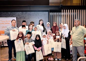 Kalisa Putri Miss Asia Indonesia Gelar Buka Puasa Bersama Anak Yatim di Perumahan Grand Duta City