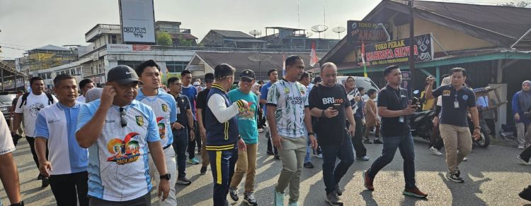 Bakayuah Menuju Kuansing Hebat, Gerak Jalan Santai Semarakkan Di Pembukaan HUT Kuansing