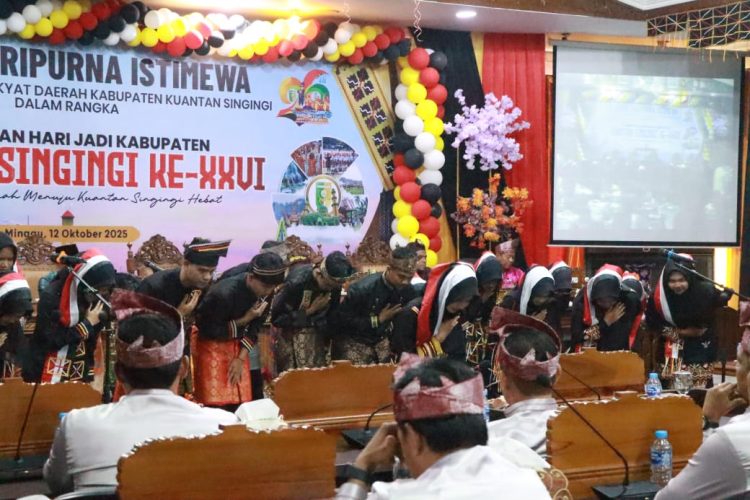 Dalam Rangka Peringati Hari Jadi Ke-26, DPRD Kuansing Menggelar Rapat Paripurna Istimewa