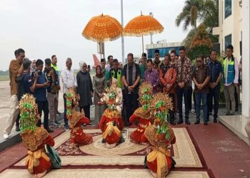 Gubernur Jambi Bersama Anggota DPRD Provinsi Jambi Sambut Kedatangan Kajati Jambi