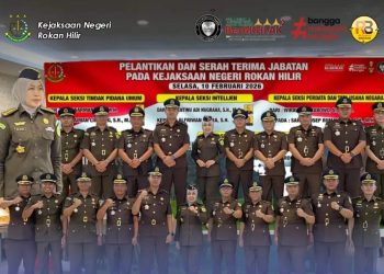 ‎‎‎‎Plt Kejari Rohil Melaksanakan Kegiatan Pelantikan Kepala Seksi di Lingkungan Kejari Rohil ini daftarnya