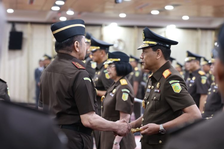 Jaksa Agung Melantik I Dewa Gede Wirajana Sebagai Kejati Riau ini pesan Kejagung