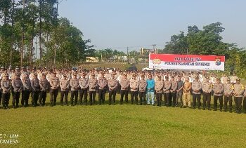 Kapolres Kuansing Pimpin Apel Polisi RW Polres Kuantan Singingi 