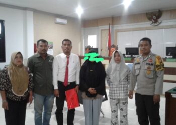 Aksi Seorang Wanita Warga Kota Pekanbaru Nekat Copet Tas Dipasar Buatan II Koto Gasib ini resikonya