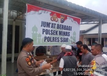 Giat Jumat Berbagai Polsek Minas – Polres Siak, Kali Ini Dilakukan di Masjid Nurul Hasanah Minas Barat