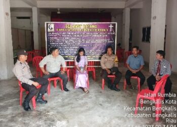 Polsek Bengkalis Melaksanakan Giat Minggu Kasih di Gereja GPDI Kelurahan Kota Bengkalis 
