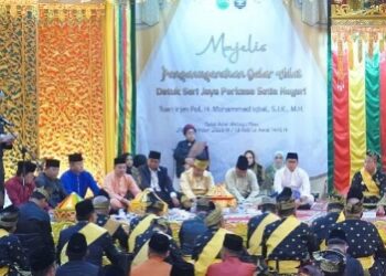 Aspidmil Kejati Riau Hadiri Penganugrahan Gelar Adat Datuk Seri Jaya Perkasa Setia Negeri Kepada Kapolda Riau IRJEN POL.H. MOHAMMAD IQBAL, S.I.K., M.H