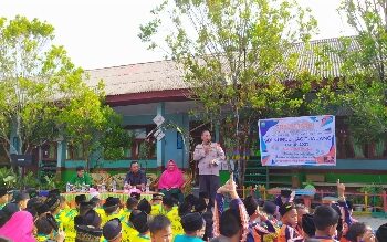 Polsek Tualang Berikan Edukasi di SDI Nurul Haq,Demi Mencegah Bullying di Sekolah 