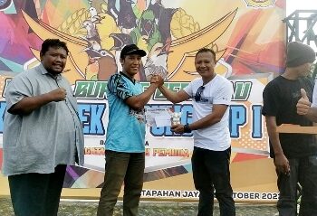 Polsek Tapung Adakan Lomba Burung Berkicau Kapolsek Tapung CUP 1, di Alun-alun Desa Petapahan Jaya