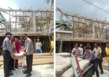 Kapolsek Kuantan Mudik Menyerahkan Bantuan Untuk Surau Nurul Iman di Desa Koto