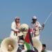 Viral! Muslimah Cantik Kibarkan Bendera Palestina di Atas Mobil Komando Pesantren At Taqwa Saat Aksi Akbar Bela Palestina Cikarang