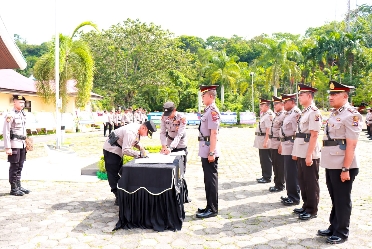 Jelang Akhir Tahun, Gerbong Mutasi Dan Rotasi Bergulir Di Polres Sawahlunto