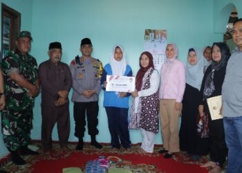 Kapolres Inhu Serahkan Santunan Kepada Salah Satu Anggota KPPS yang Meninggal Dunia ini pendapatnya