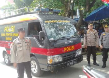Antisipasi Tindak Kejahatan, Sat Binmas Polresta Pekanbaru OTR LK 2024 Beri Himbauan Kamtibmas di Pasar Rumbai