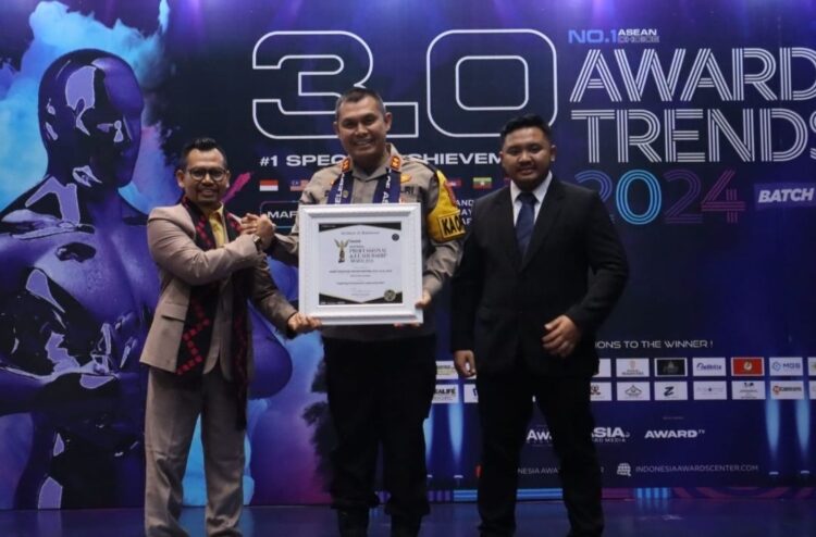 Kapolres Dumai Berhasil Menerima Penghargaan dari”Asia Choice Awards”