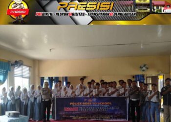 Sat Lantas Polres Kuansing Bersama ISDC Gelar Program Police Go To School di SMAN 1 Gunung Toar