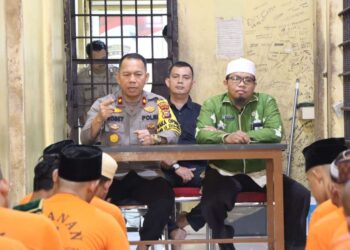 Warga Tahanan Polres Kuansing Antusias Ikuti Kegiatan Pesantren Kilat dan Tadarus Qur’an