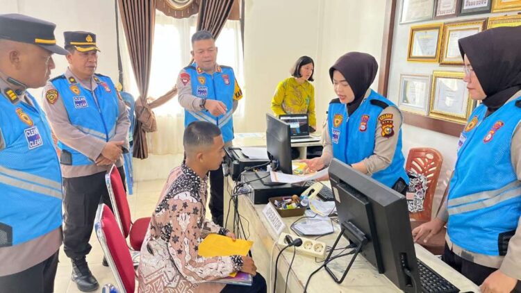 Kapolres Pelalawan Pantau Langsung Penerimaan Calon Anggota Polri ini pesan Kapolres