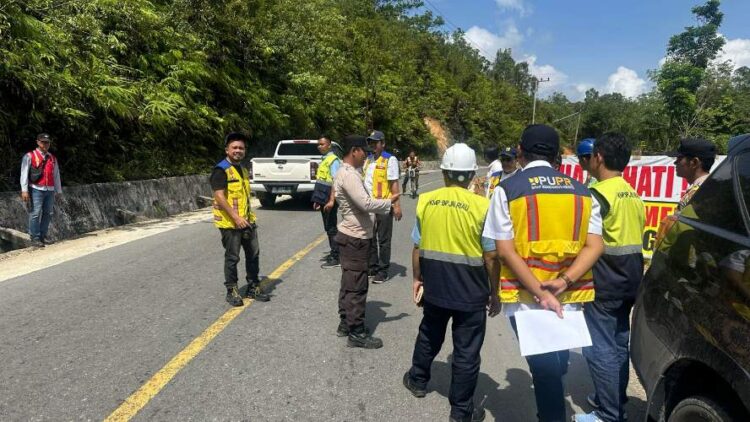Polsek Kuantan Mudik Laksanakan Kegiatan Kepolisian Yang Ditingkatkan KRYD Antisipasi Terjadinya Gangguan Kamtibmas