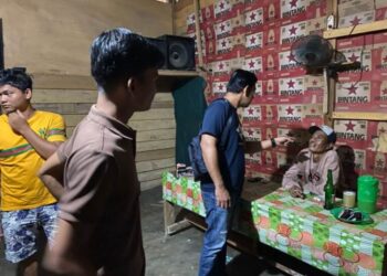 Sat Res Narkoba Polres Kuantan Singingi Berhasil Lakukan Razia di Cafe Remang-Remang