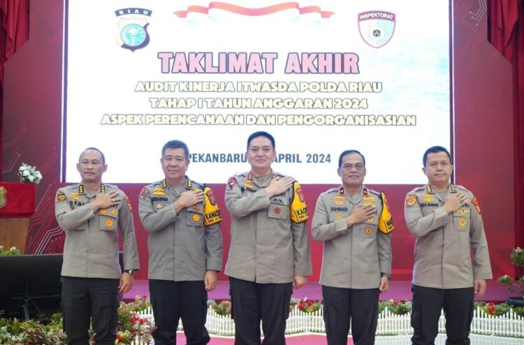 Kapolda Riau Ikuti Taklimat Akhir Audit Kinerja Itwasda Polda Riau,ada empat poin harus dilakukan