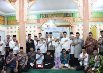 Polres Pelalawan Laksanakan Sholat Subuh Berjamaah di Masjid Al-Mujahidin Desa Delik